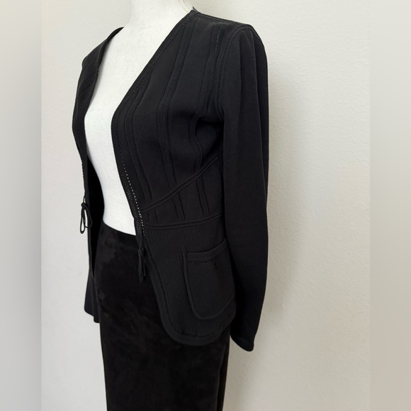 CHANEL Black Knit Cardigan Made in France size 34 (US 2) - Picture 4 of 17
